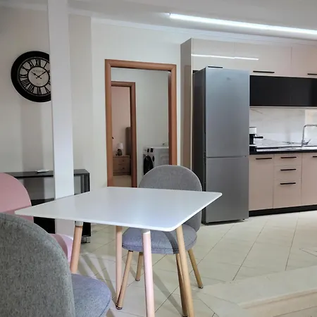 Gledis - Panoramic Terrace Tirana