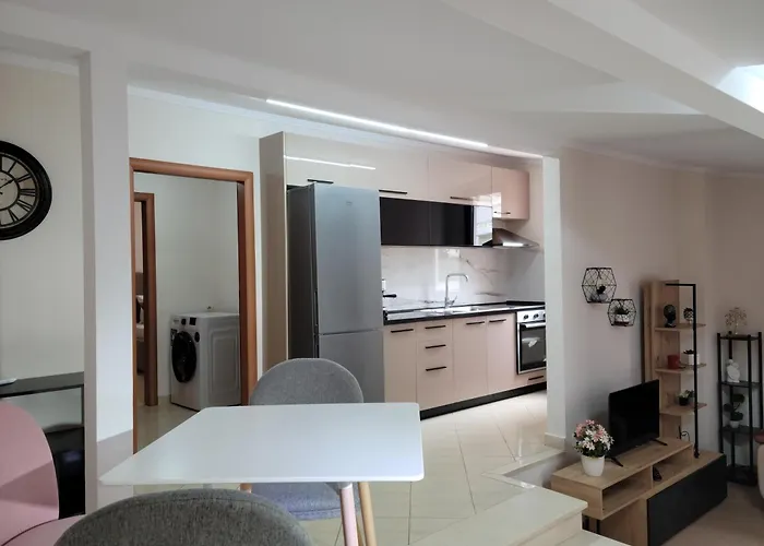 Gledis - Panoramic Terrace * Τίρανα